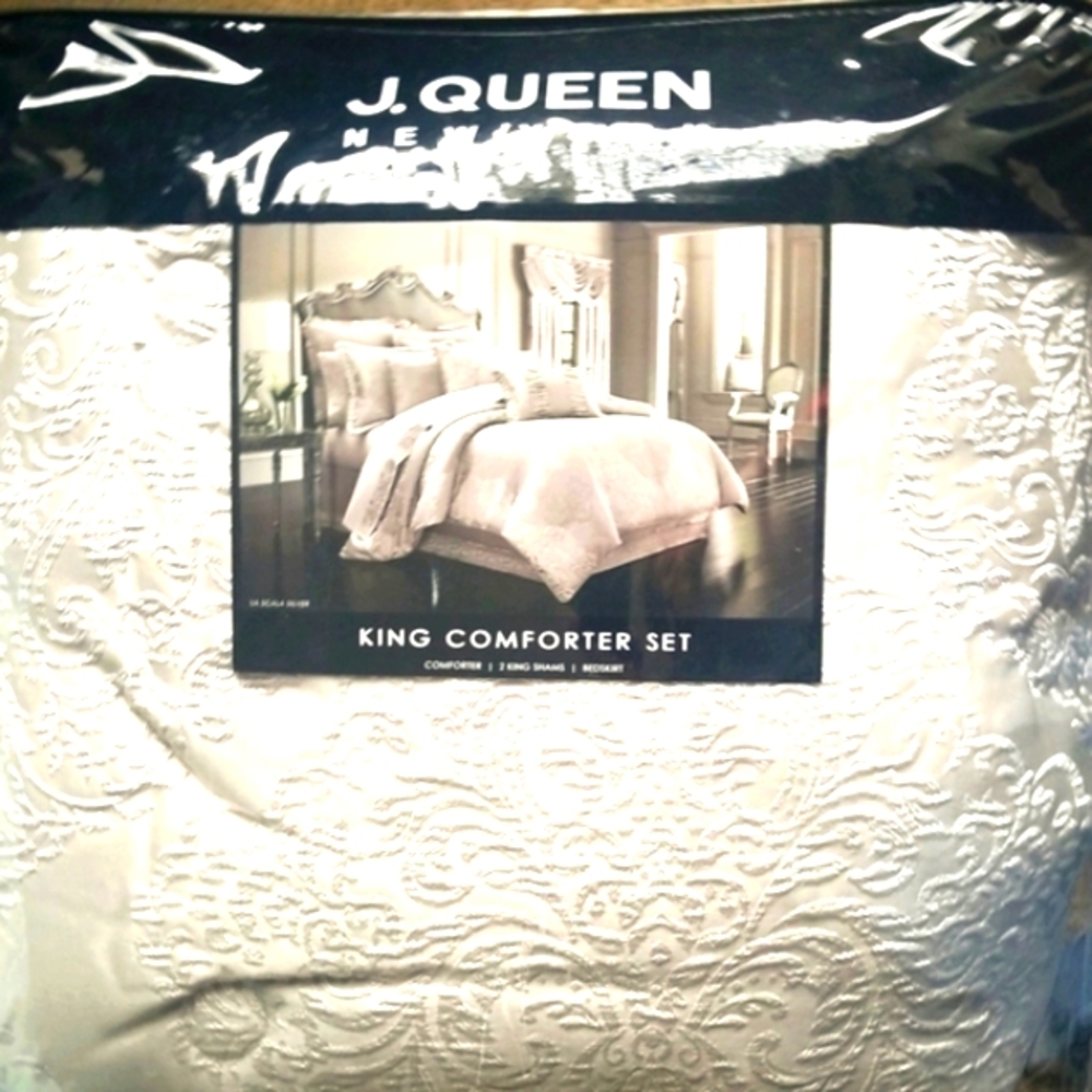 COMFORTER J .QUEEN NEW YORK, J.QUEEN NEW YORK